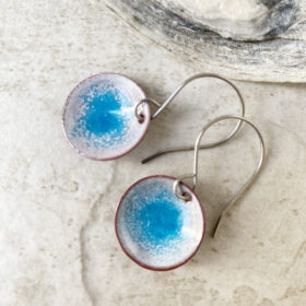 enameled copper blue round earrings